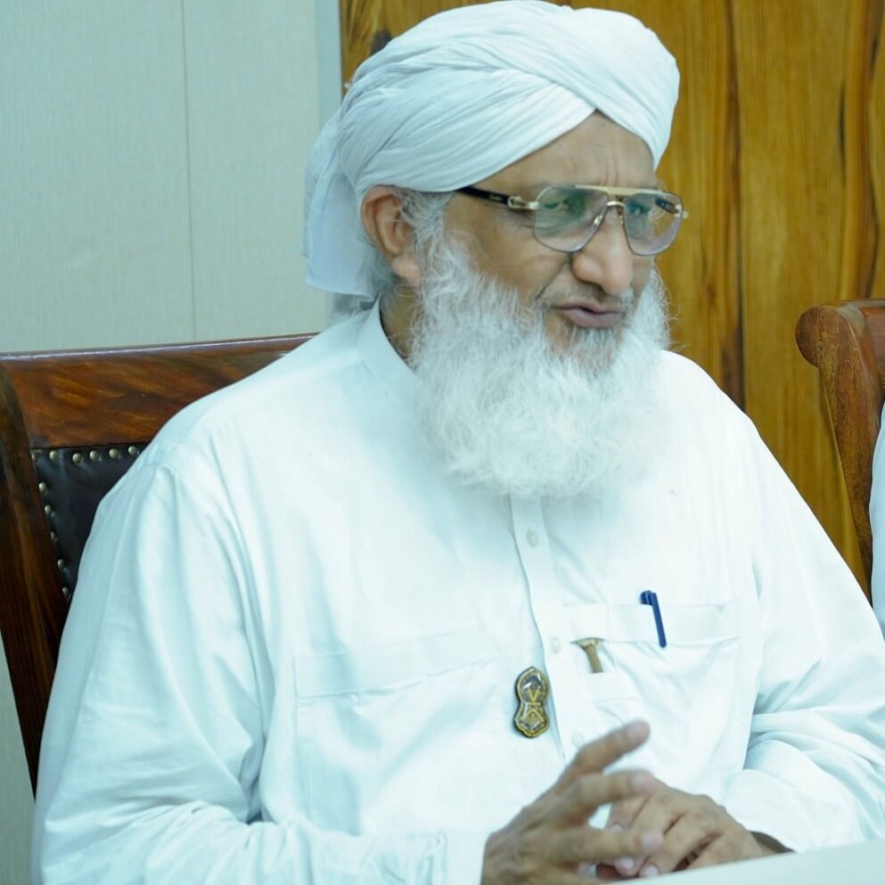 رکن شوریٰ حاجی امین عطاری سلمہ الباری کا کنزالمدارس بورڈ میں وزٹ