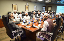 مفتی علی اصغرعطاری  سلمہ الباری کی قیادت میں اسٹیٹ بینک  كا وزٹ